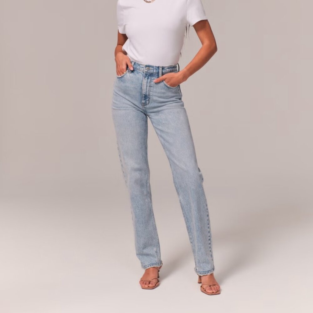 Ultra High Rise 90s Straight Jean